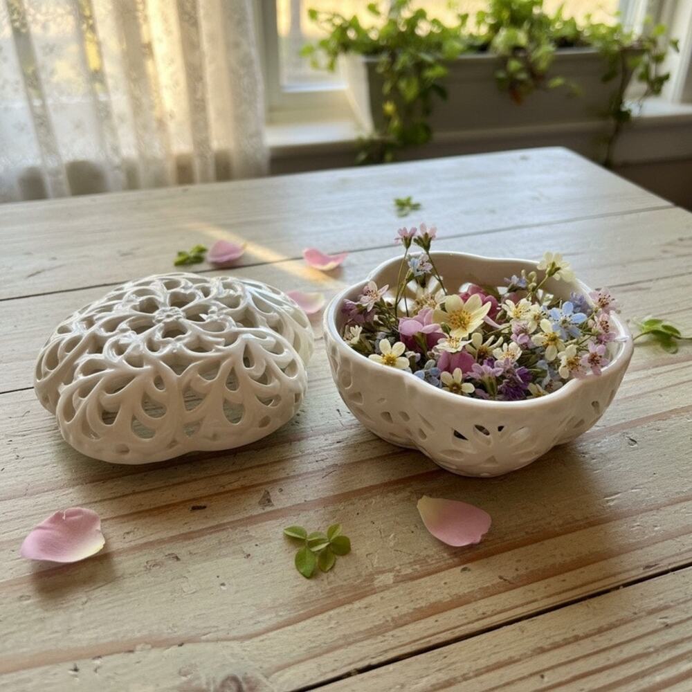 Vintage Oleg Cassini Reticulated Ceramic Trinket Box-Tea Light-Candle Holder-Lid